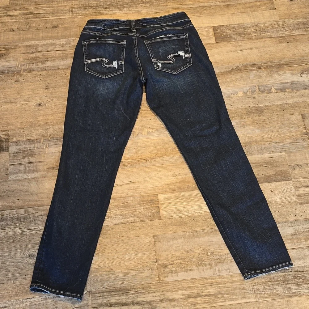 SILVER DENIM JEANS | "Sam" Jeans | Size 28​ - Picture 9 of 14